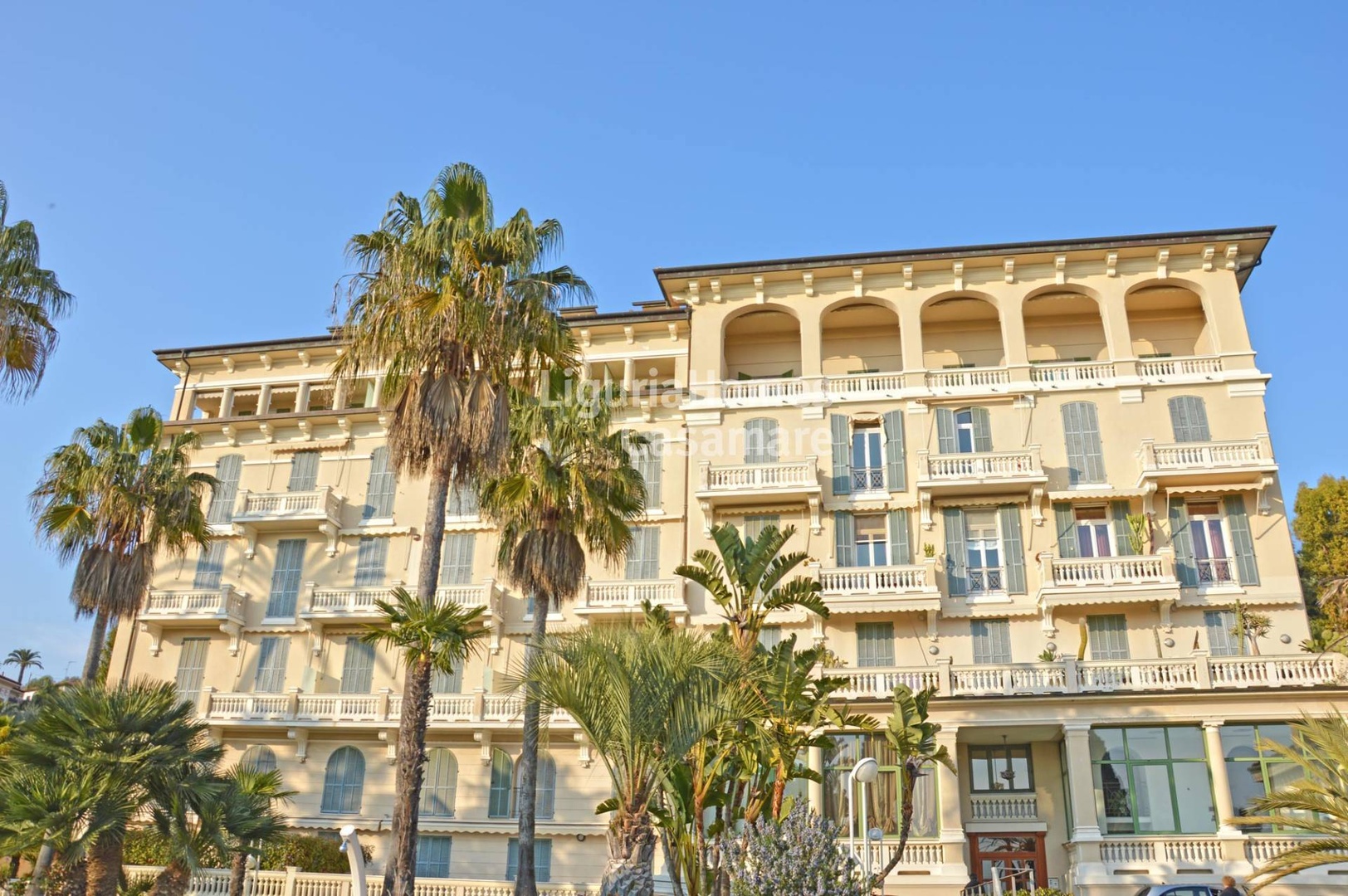 1 - venda apartamento bordighera liguria itália