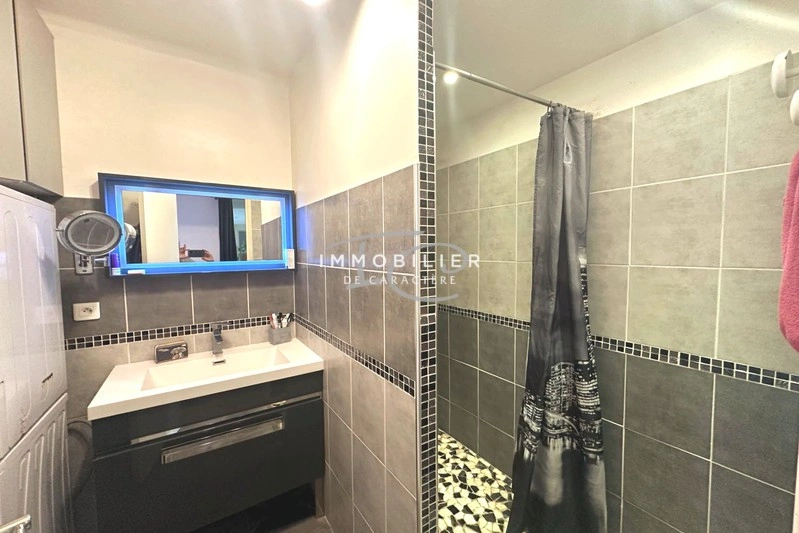 2 - beach walk apartment for sale in cavalaire-sur-mer var france