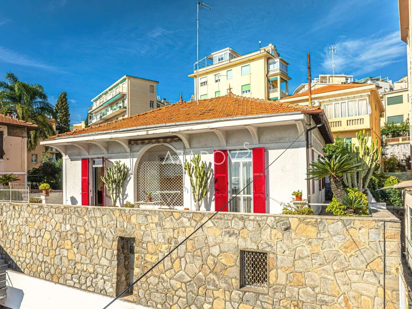 1 - venda casa vista de mar sanremo liguria itália