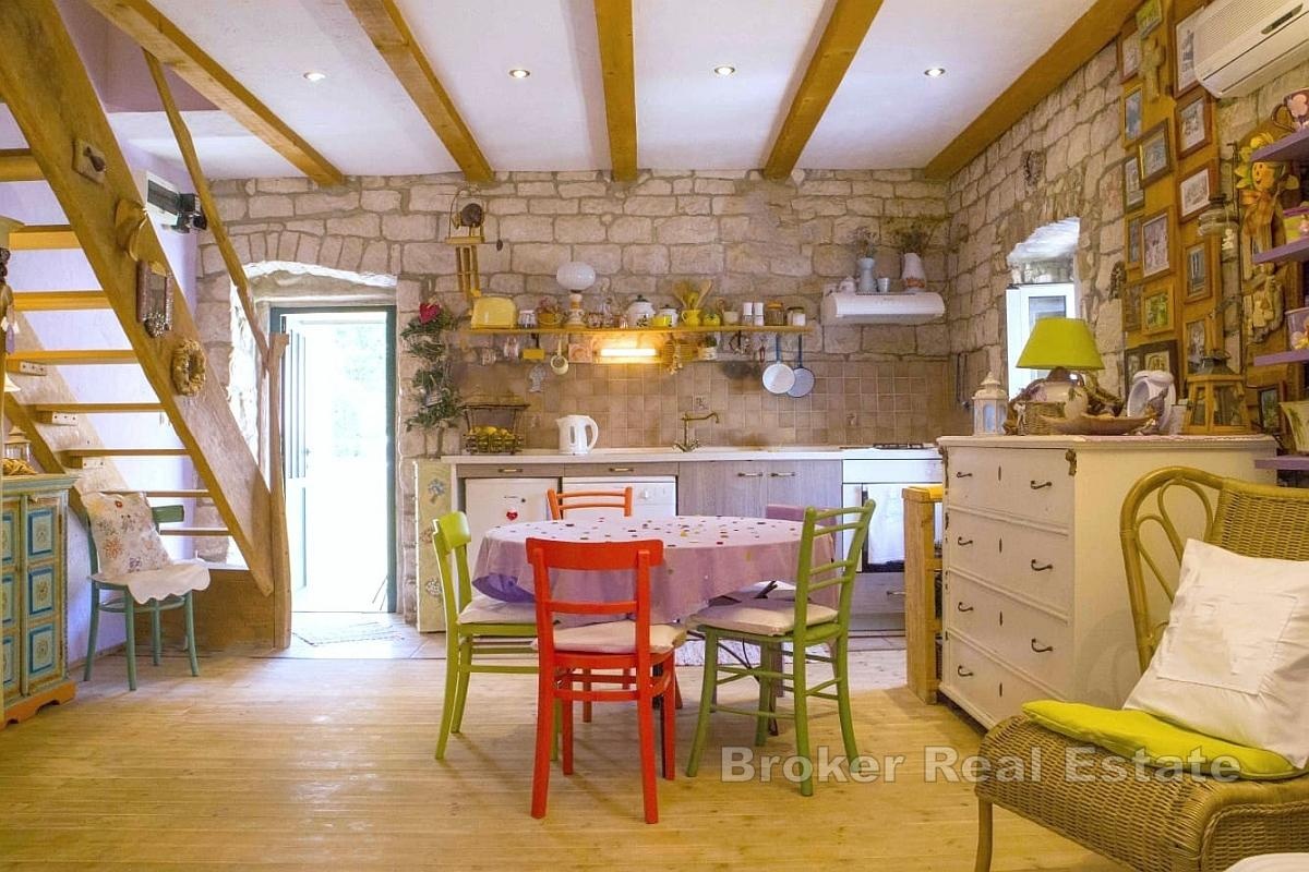 2 - venta casa a pie de playa vis split-dalmacia croacia