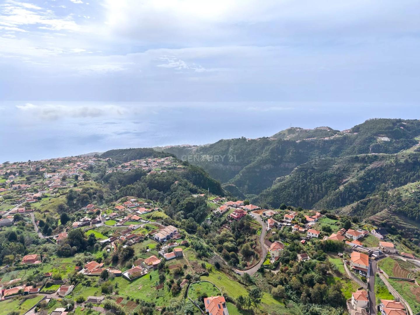 1 - venta terreno vista al mar gaula madeira portugal