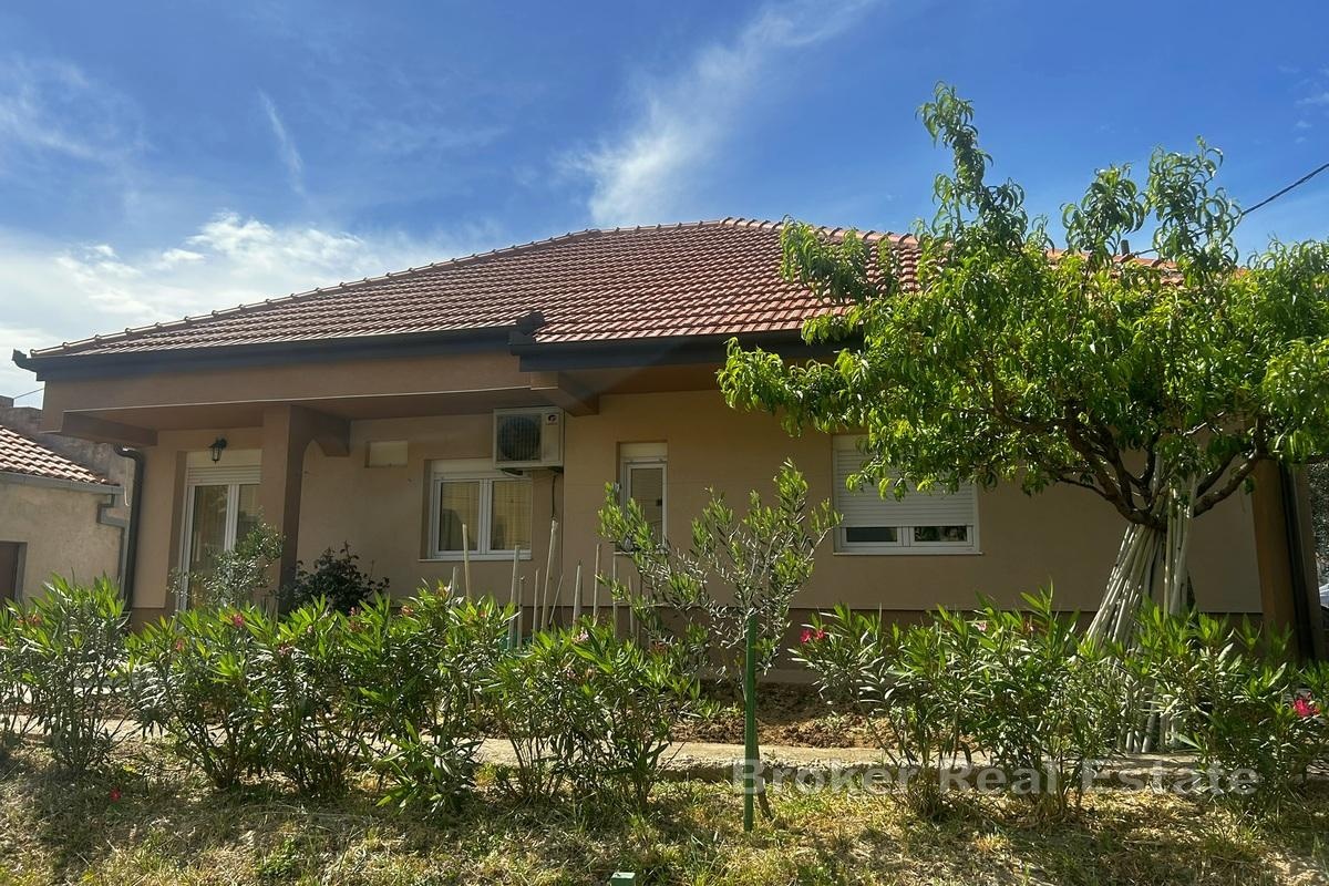 1 - venta casa a pie de playa split split-dalmacia croacia