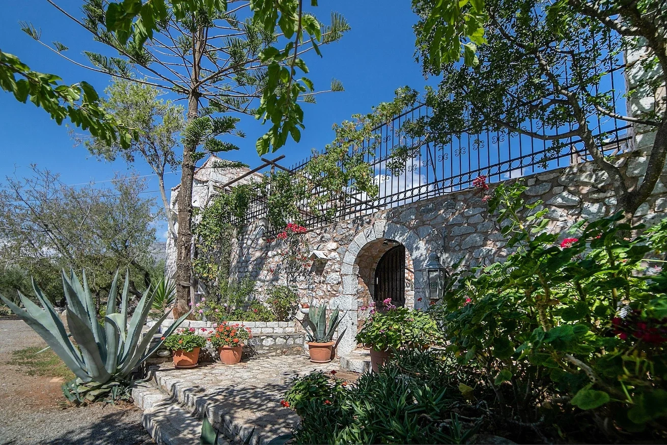 2 - vente maison vue mer kafióna péloponnèse grèce