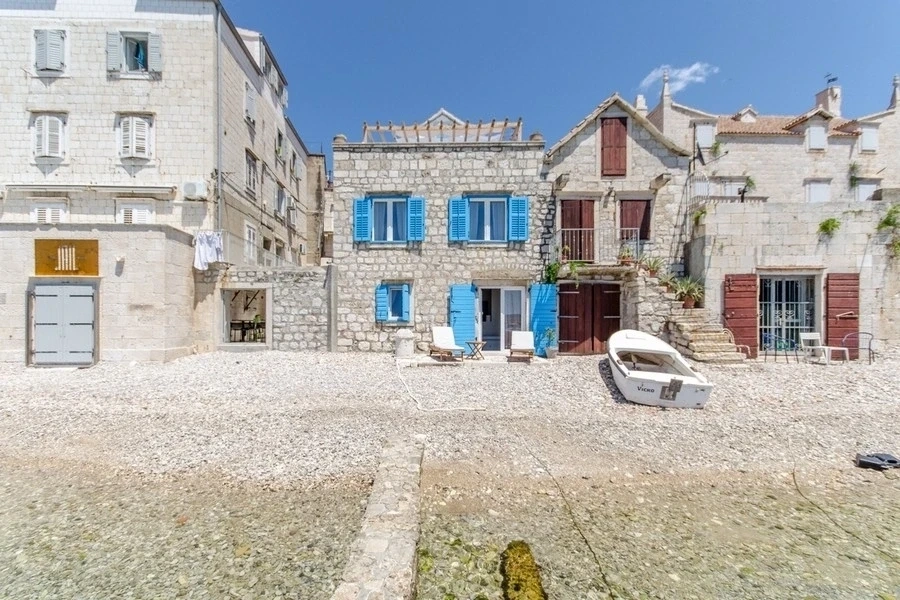 1 - venta casa vista al mar komiža split-dalmacia croacia