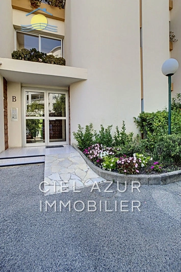 2 - sea view apartment for sale in juan les pins alpes-maritimes france