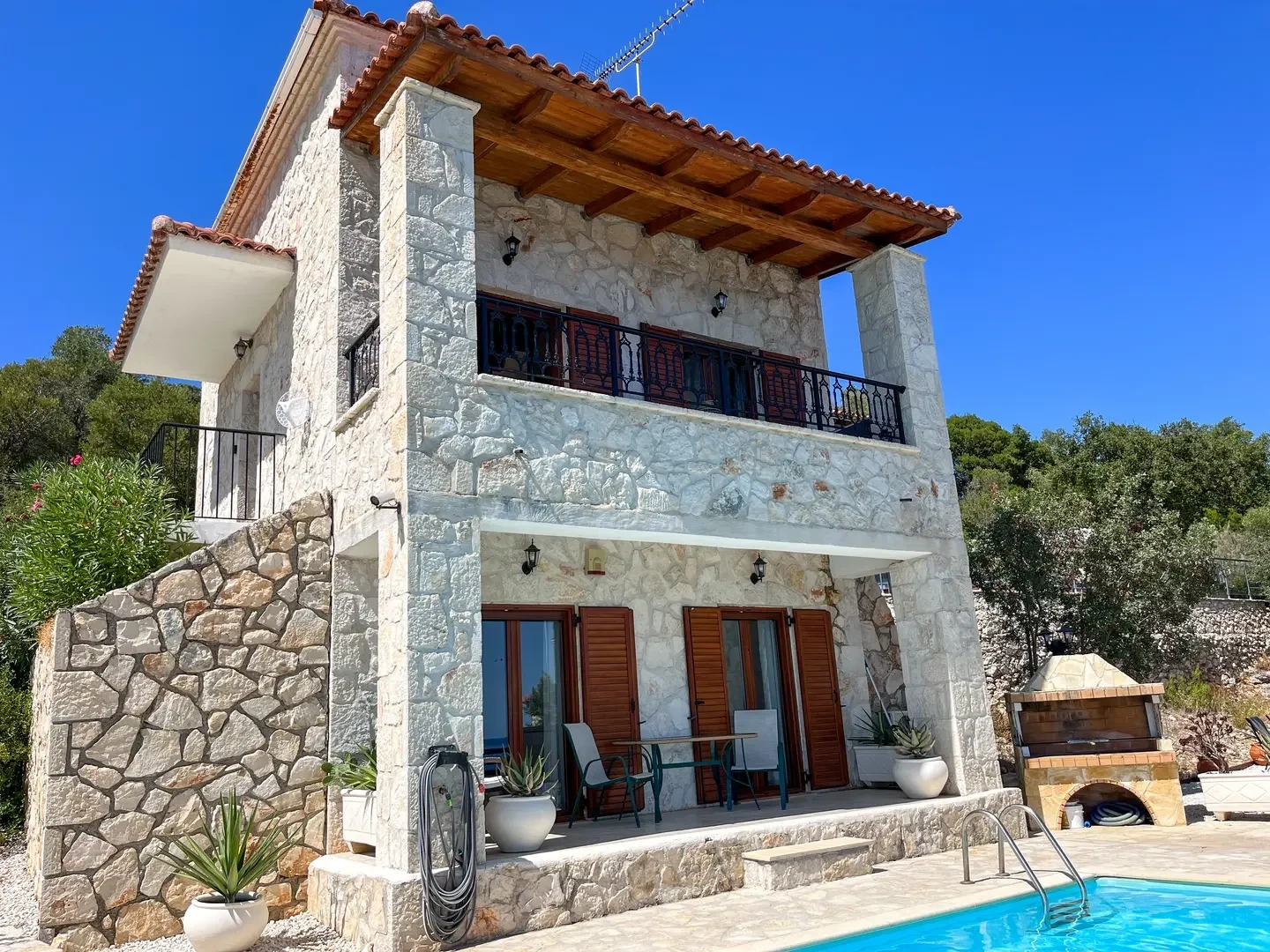 2 - venta casa frente al mar volimes islas jónicas grecia