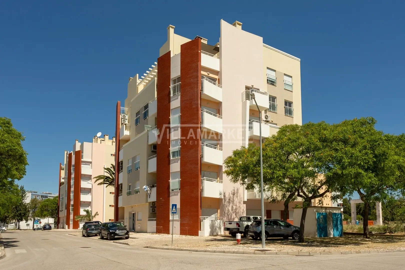 3 bedroom sea view apartment