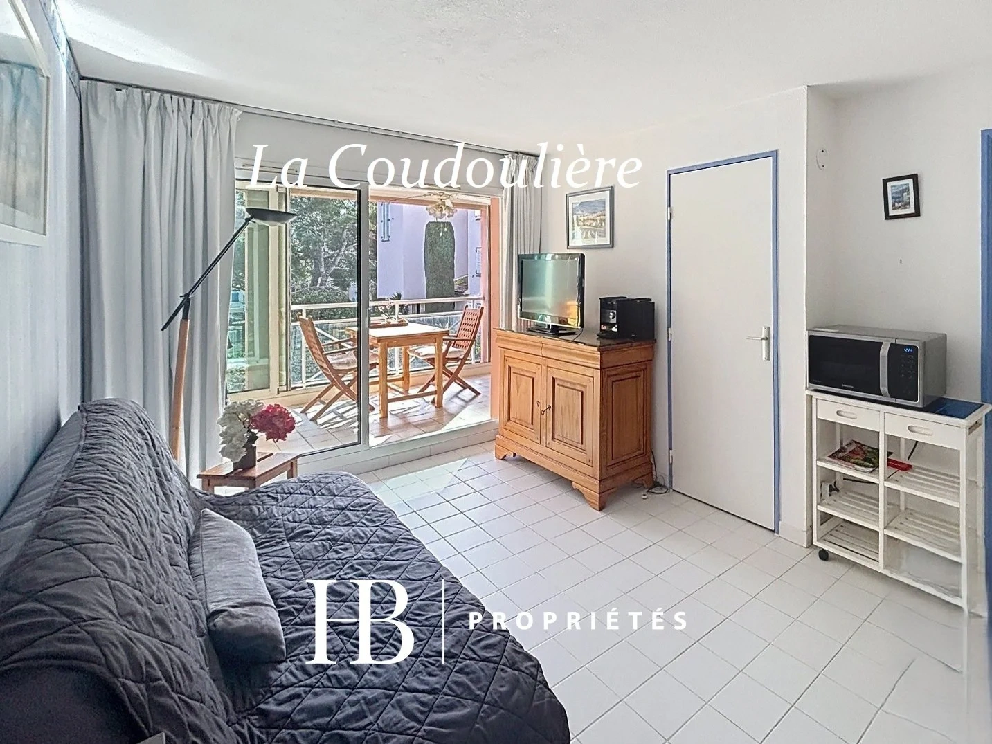 1 - venda apartamento six fours les plages var frança