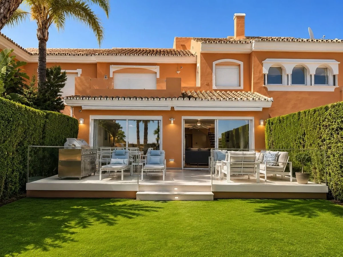 2 - verkauf haus direkt am wasser estepona - costa del sol andalusien spanien