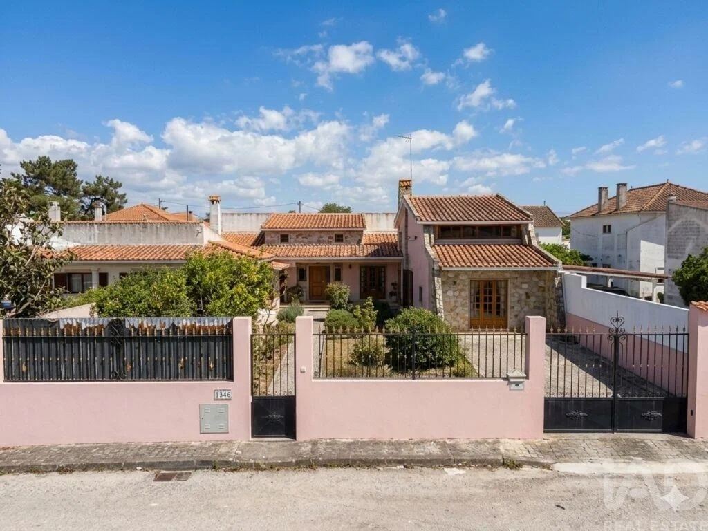 1 - verkoop huis seixal lisboa region portugal