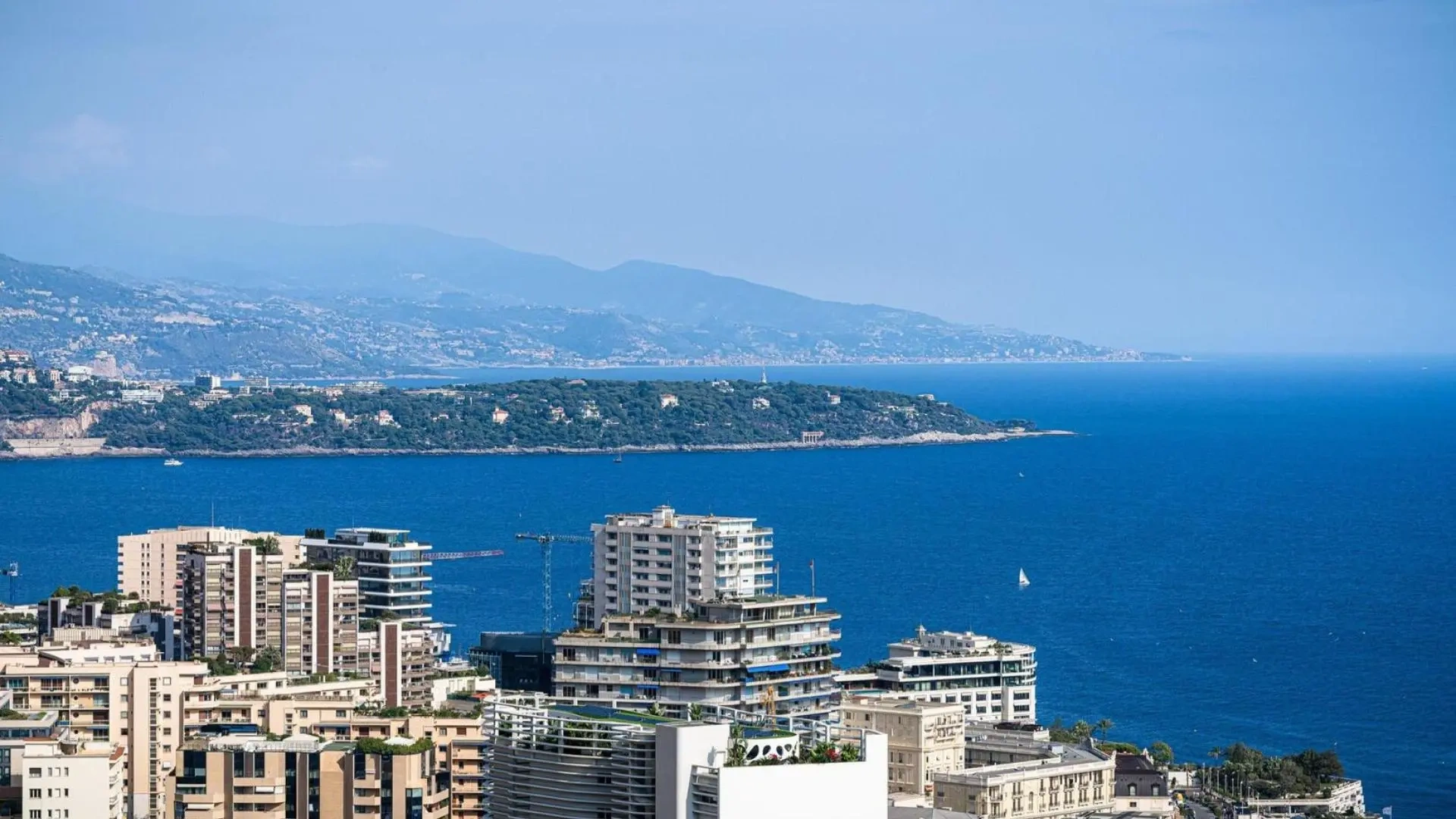 1 - verkoop appartement uitzicht op zee jardin exotique monaco monaco