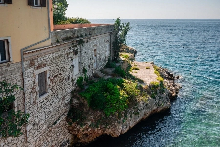 2 - verkoop appartement uitzicht op zee rovinj istria kroatië