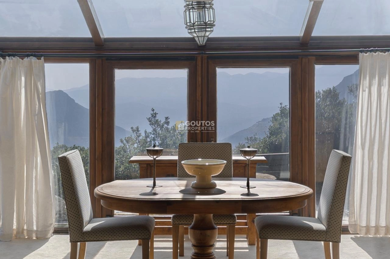 2 - venta casa aráchova grecia central grecia