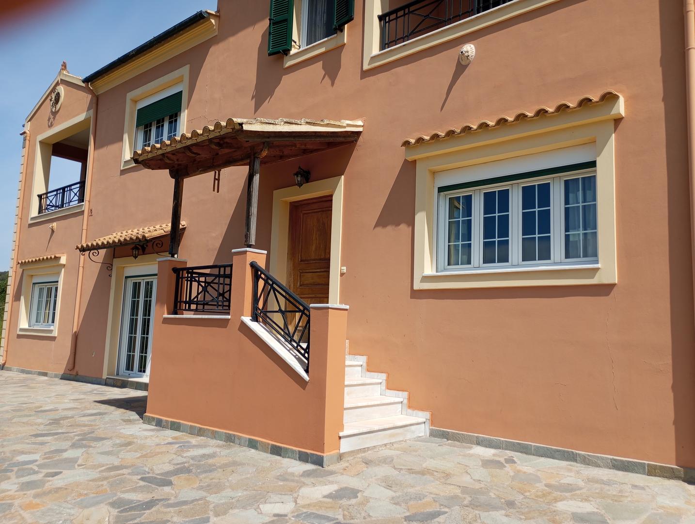 1 - house for sale in áfra ionian islands greece