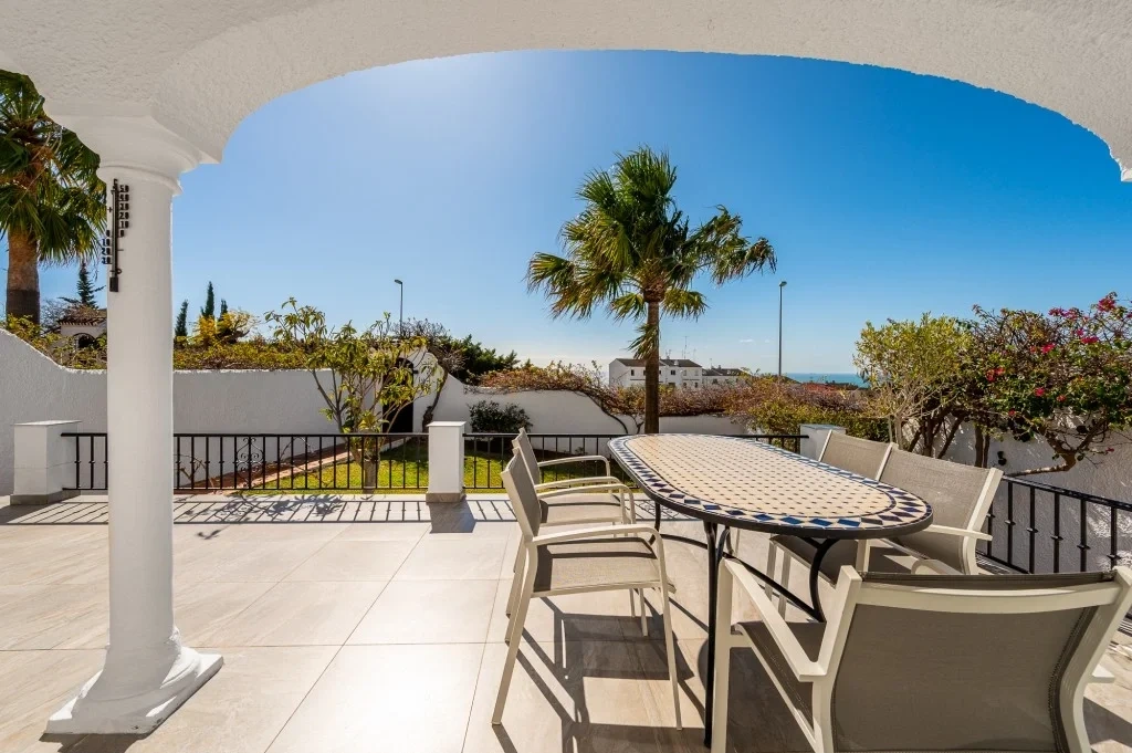 2 - venta casa nerja andalucía españa