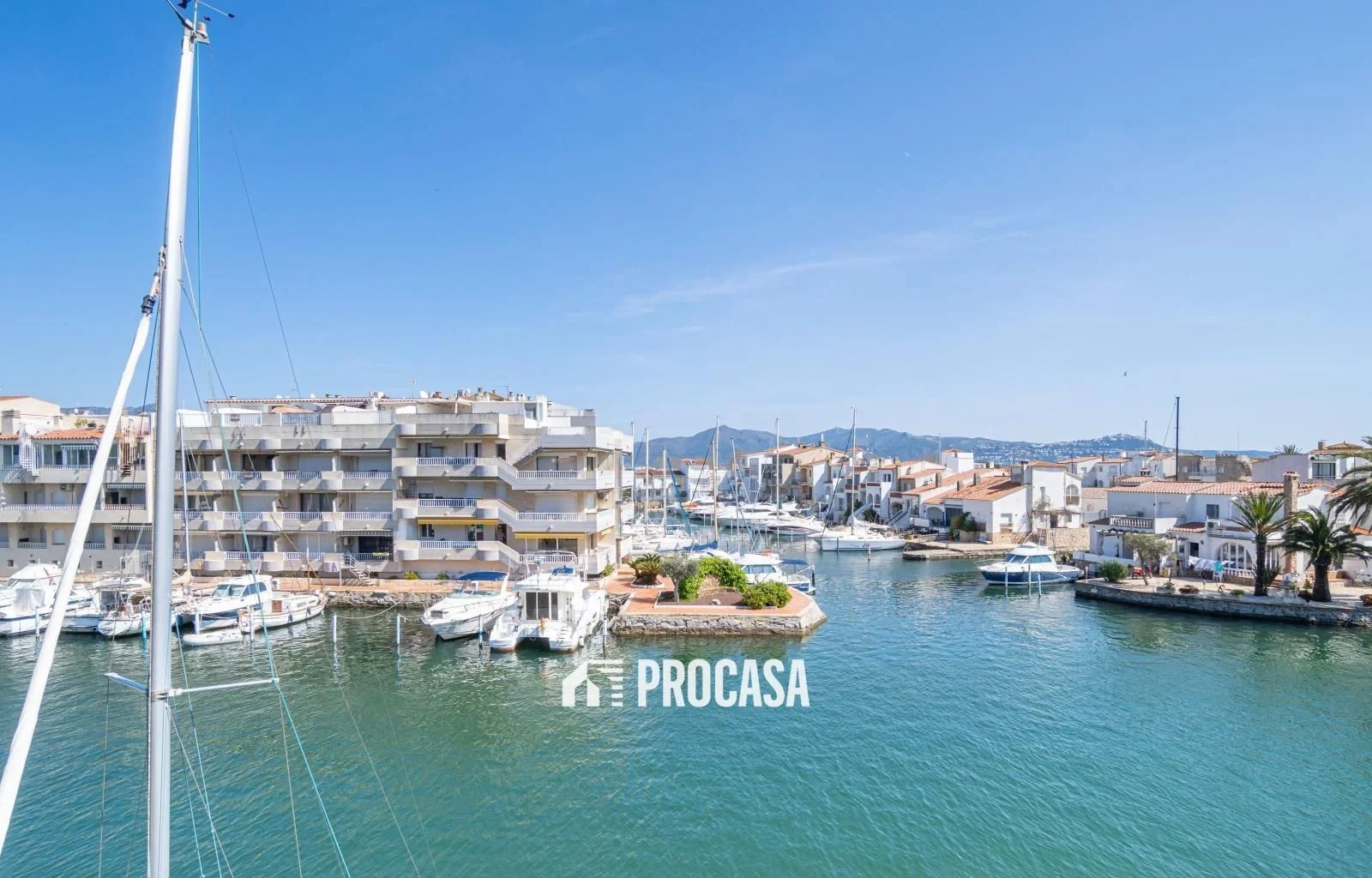 2 - verkoop huis uitzicht op zee empuriabrava catalonia spanje