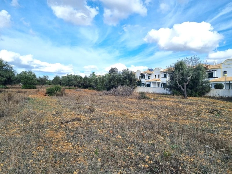 2 - venta terreno ferreiras algarve portugal