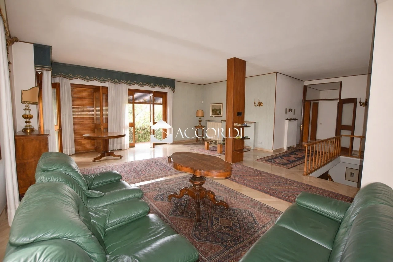 1 - verkoop huis montebelluna veneto italië