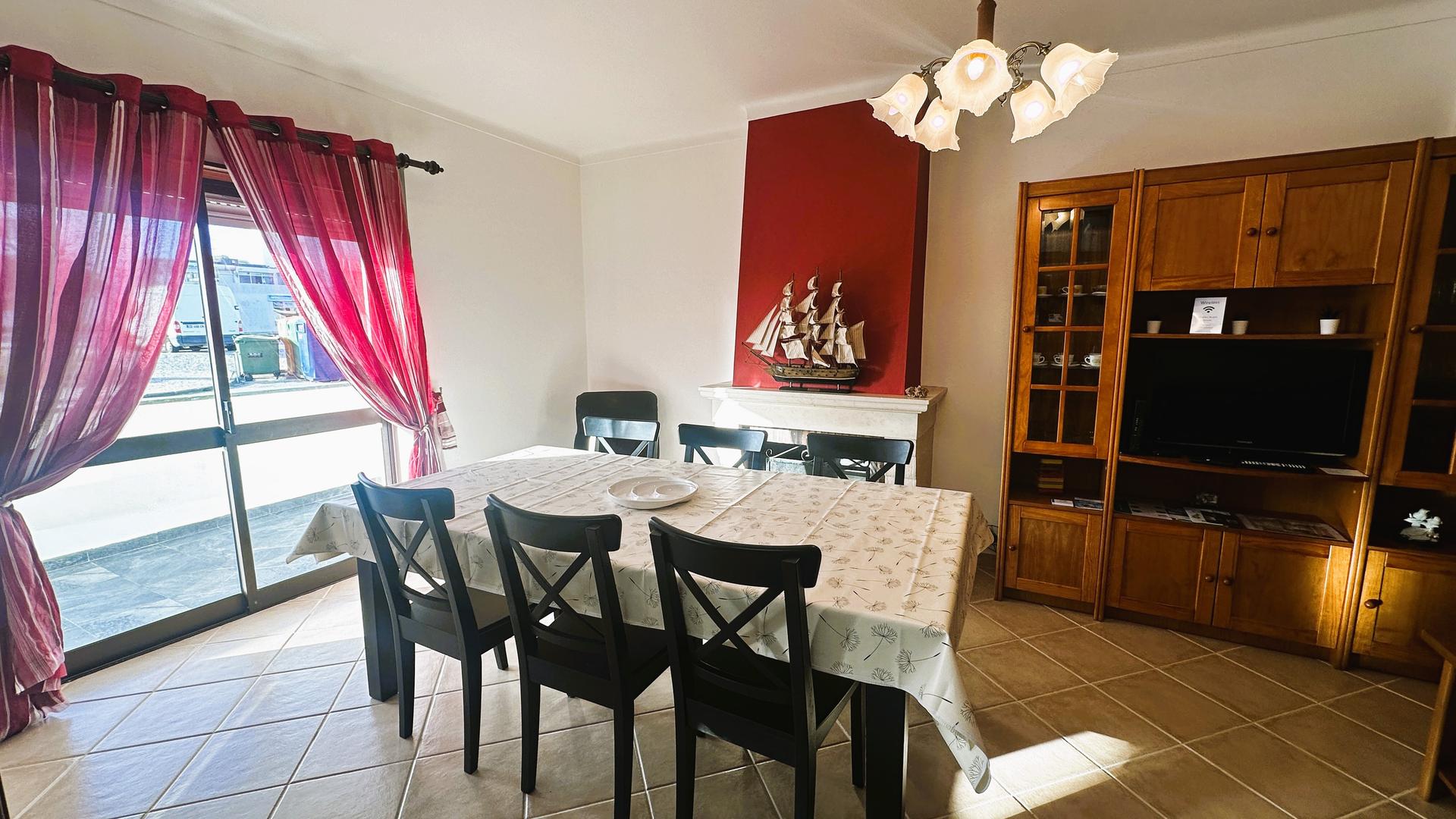 1 - beach walk apartment for vacation rentals in peniche centro region portugal