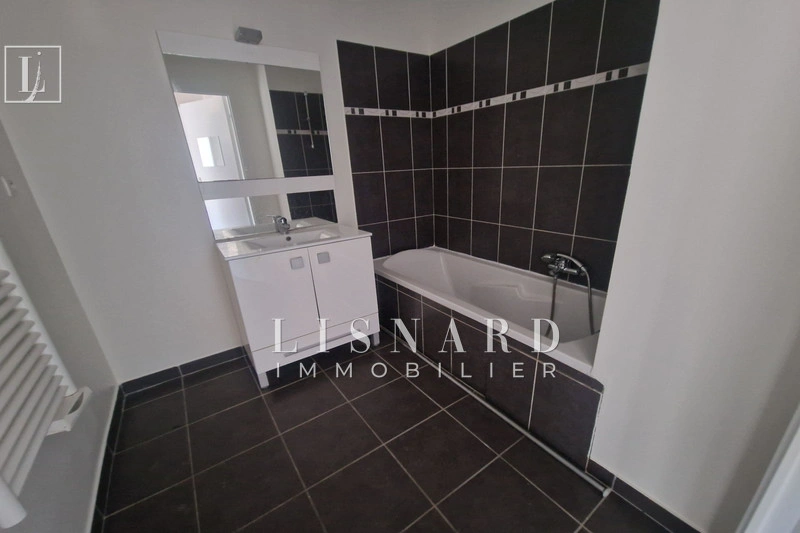 2 - apartment for sale in vallauris alpes-maritimes france