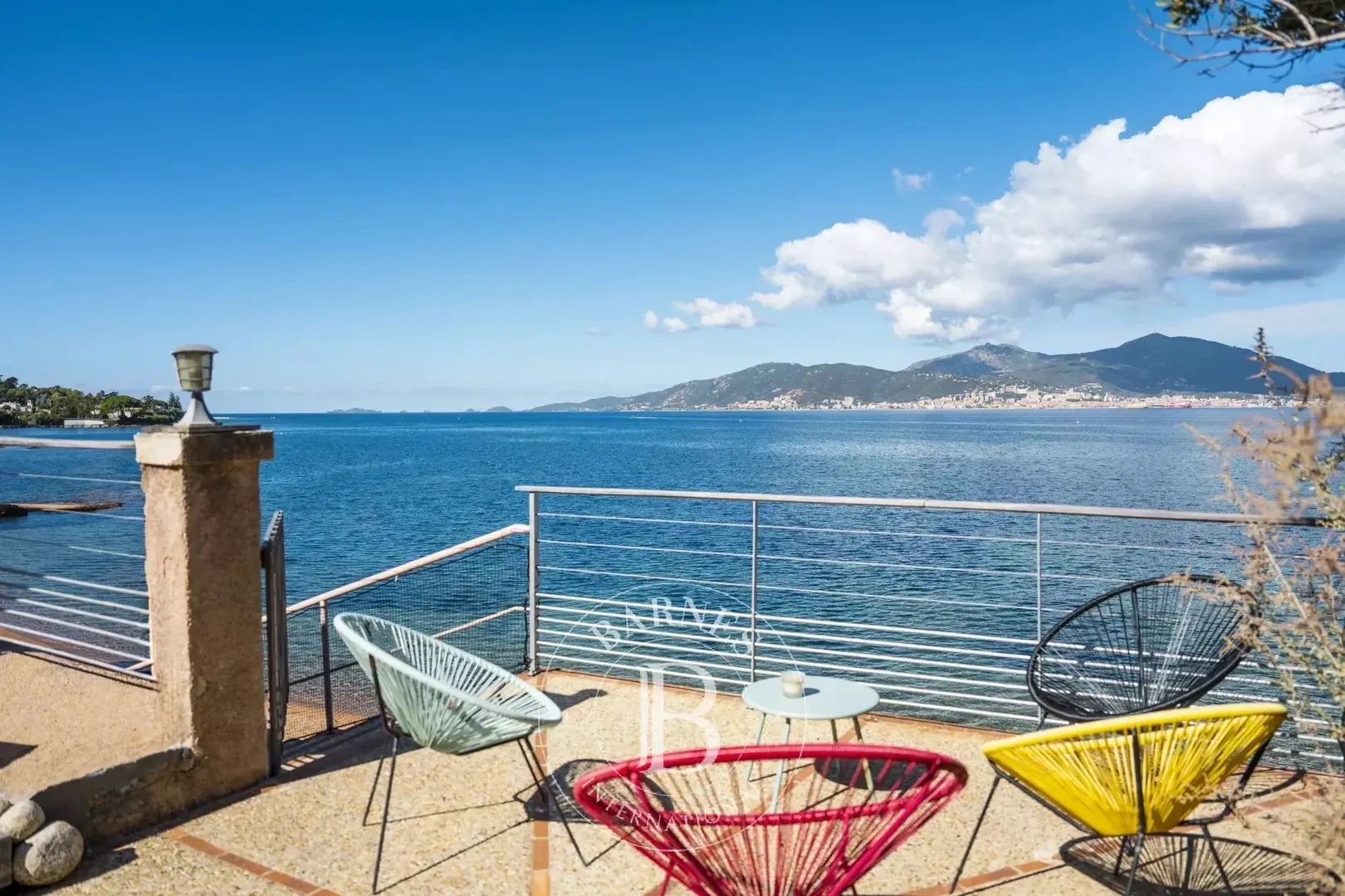 1 - venta casa frente al mar porticcio córcega del sur francia