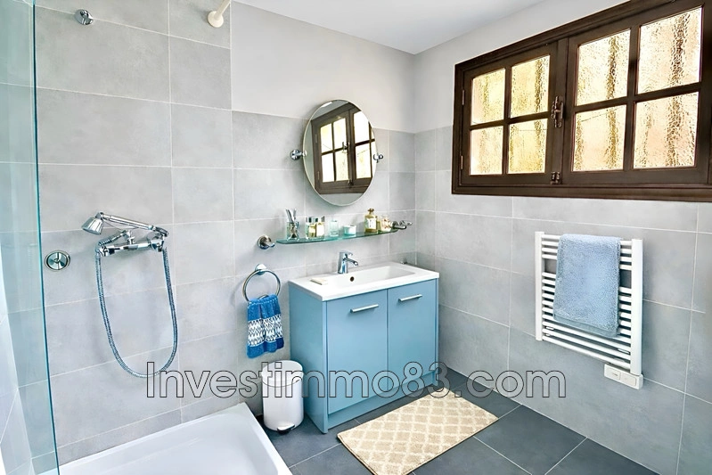 2 - vendita casa cotignac var francia
