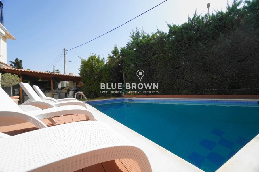 2 - house for sale in varkiza attica greece