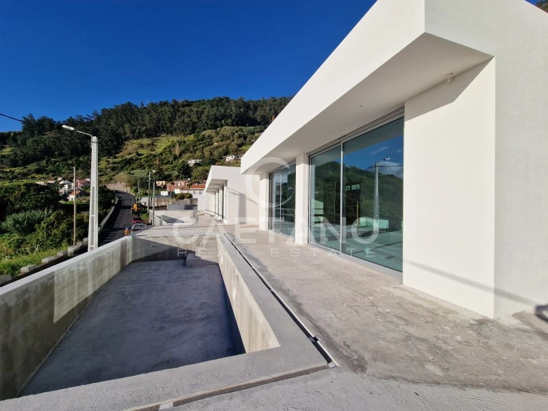 2 - verkoop huis uitzicht op zee arco da calheta madeira portugal