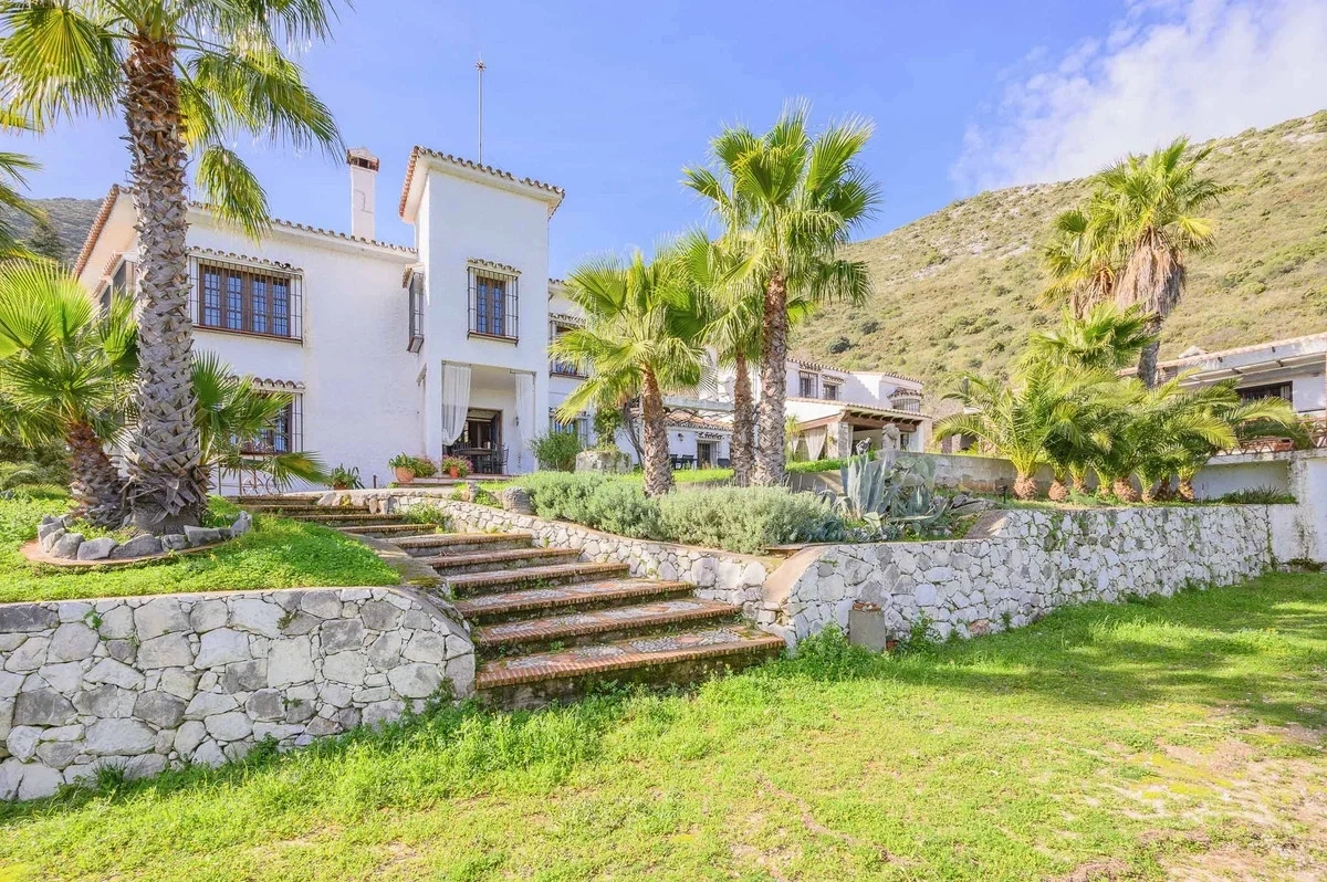 2 - venta casa ojen andalucía españa