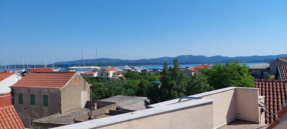 1 - vendita stabile vista mare betina sebenico e tenin croazia