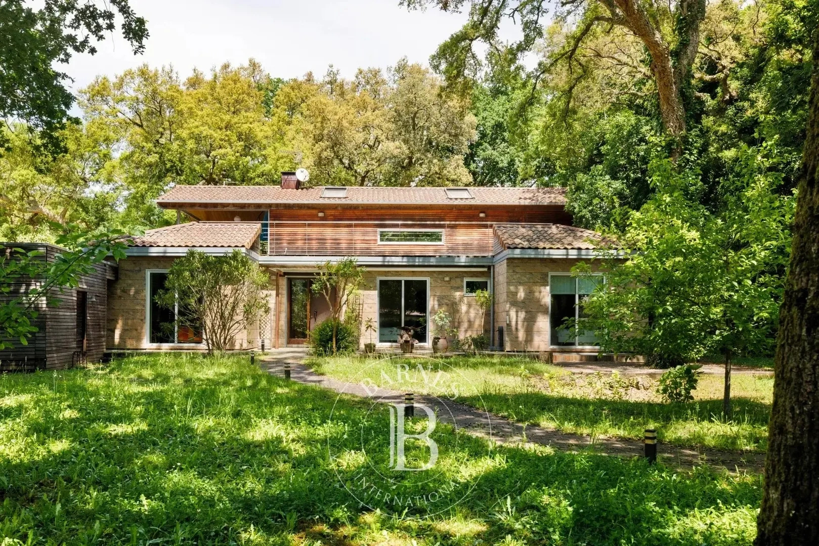 2 - house for sale in hossegor landes france