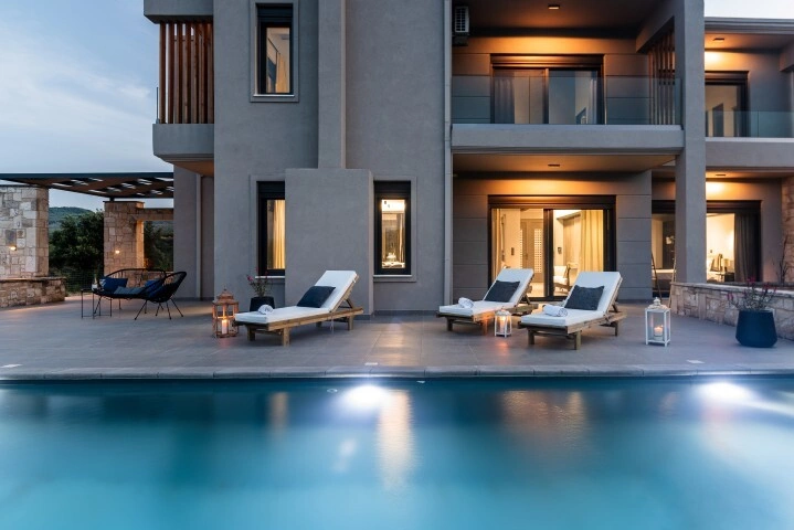 2 - venta casa vista al mar kolymbári creta grecia