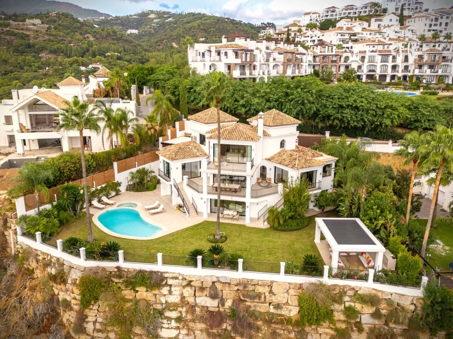 1 - verkoop villa uitzicht op zee benahavis - costa del sol andalusië spanje