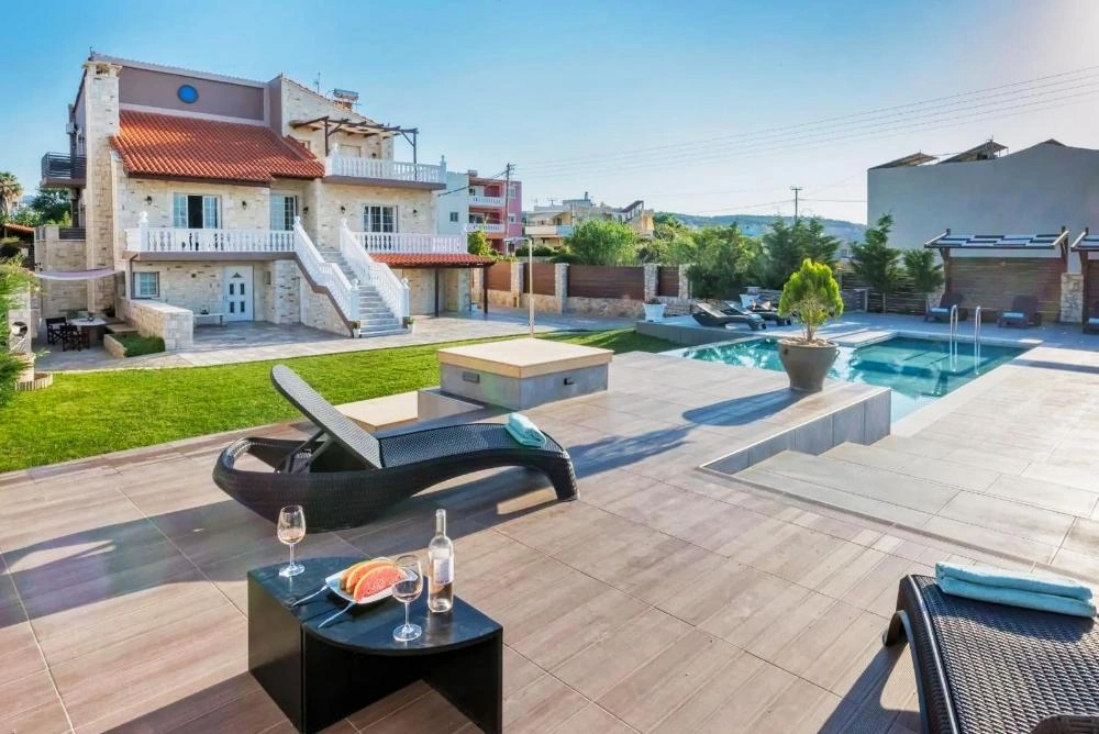 1 - vente maison vue mer máleme crète grèce