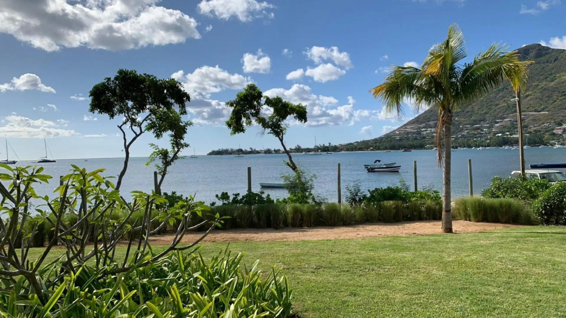 2 - vendita villa fronte mare black river rivière noire mauritius
