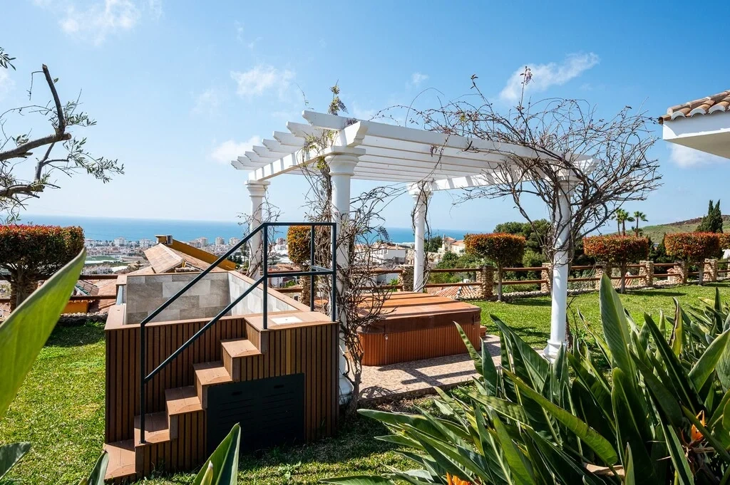 2 - venta casa vista al mar torrox andalucía españa
