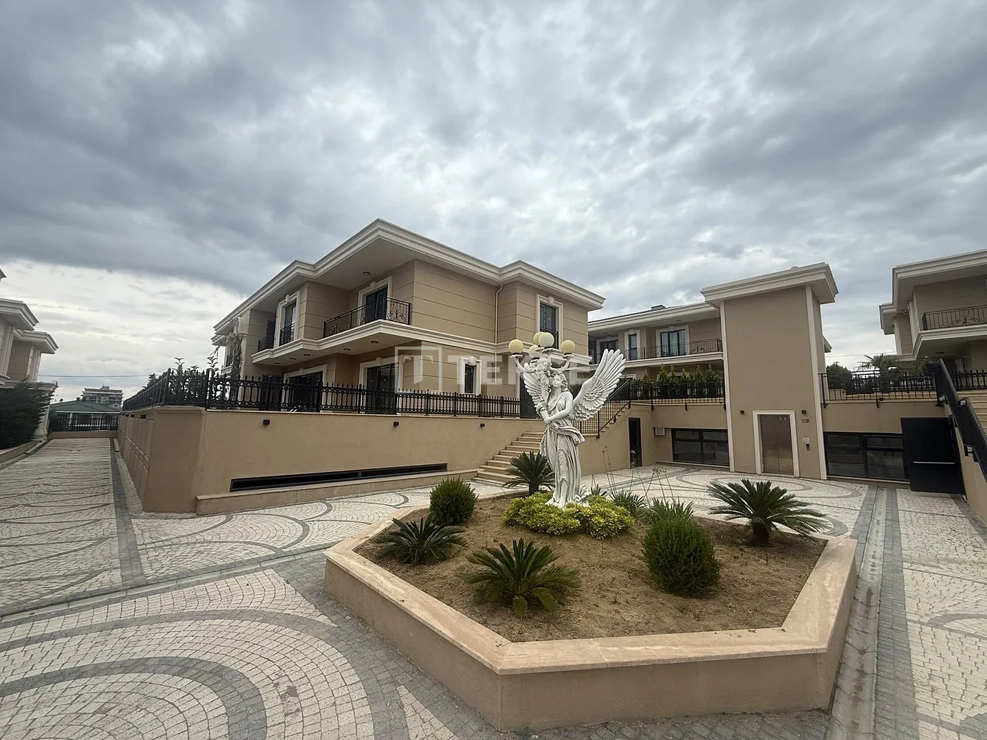 1 - sea view villa for sale in büyükçekmece istanbul turkey