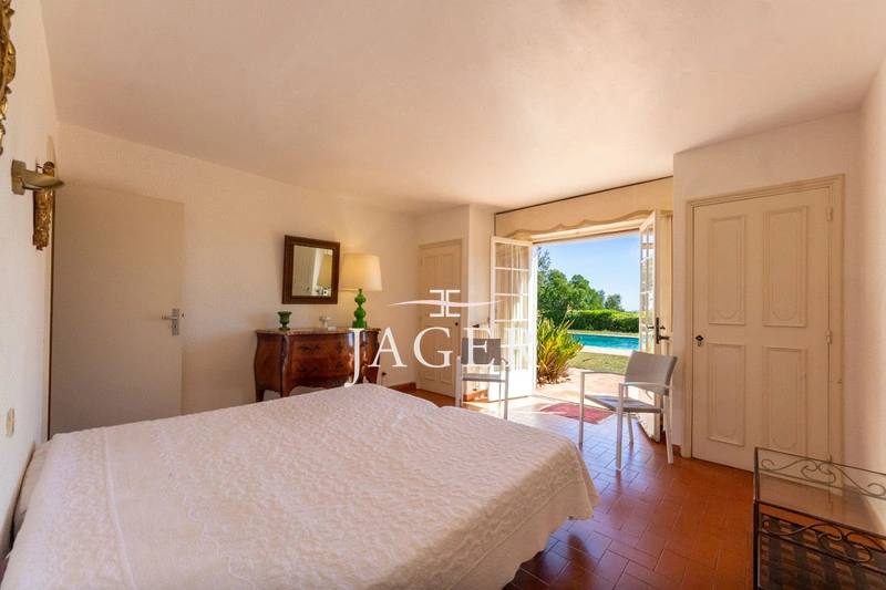 2 - vente maison vue mer grimaud var france