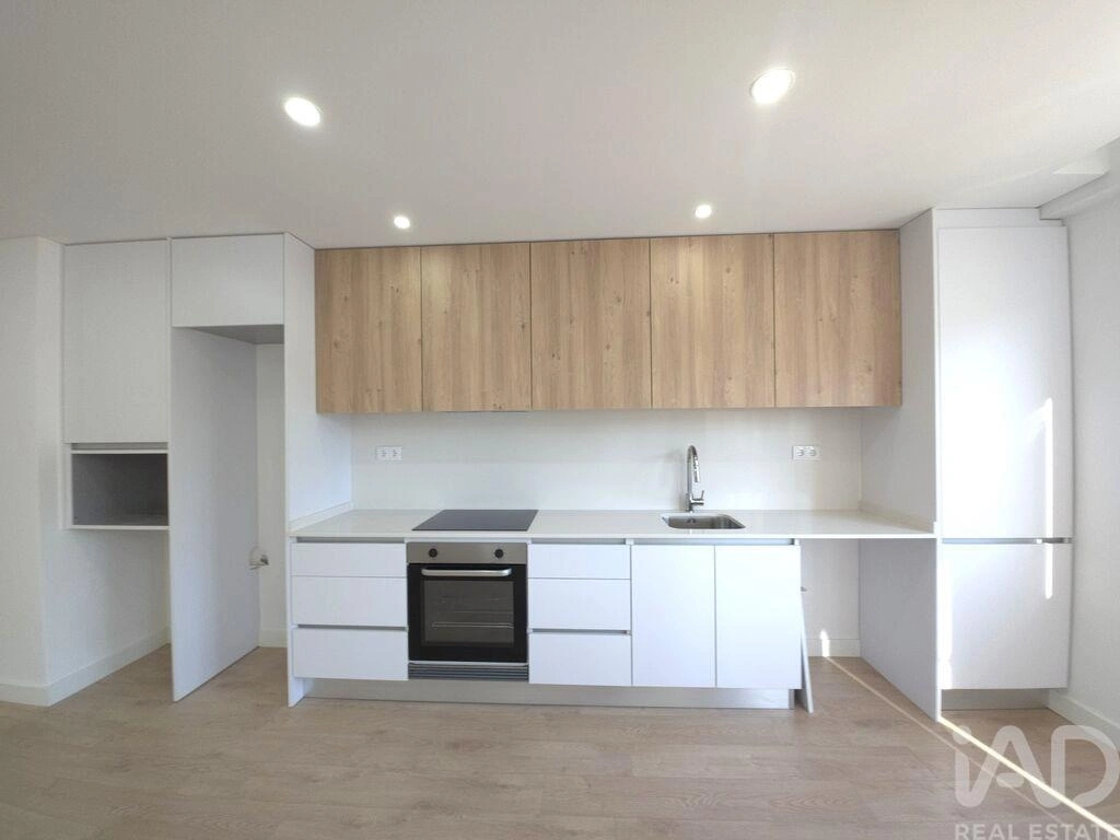 2 - apartment for sale in setúbal lisbon region portugal