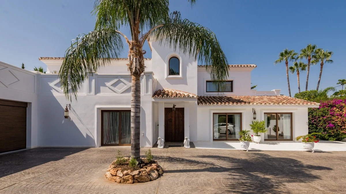 1 - venta casa a pie de playa atalaya isdabe - costa del sol andalucía españa