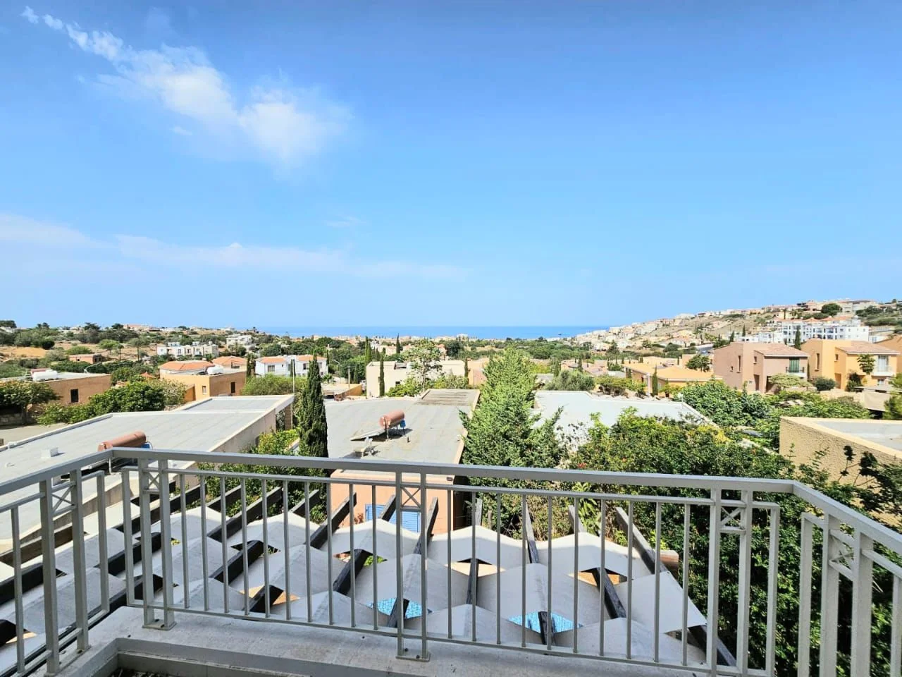 2 - sea view house for sale in chloraka paphos cyprus