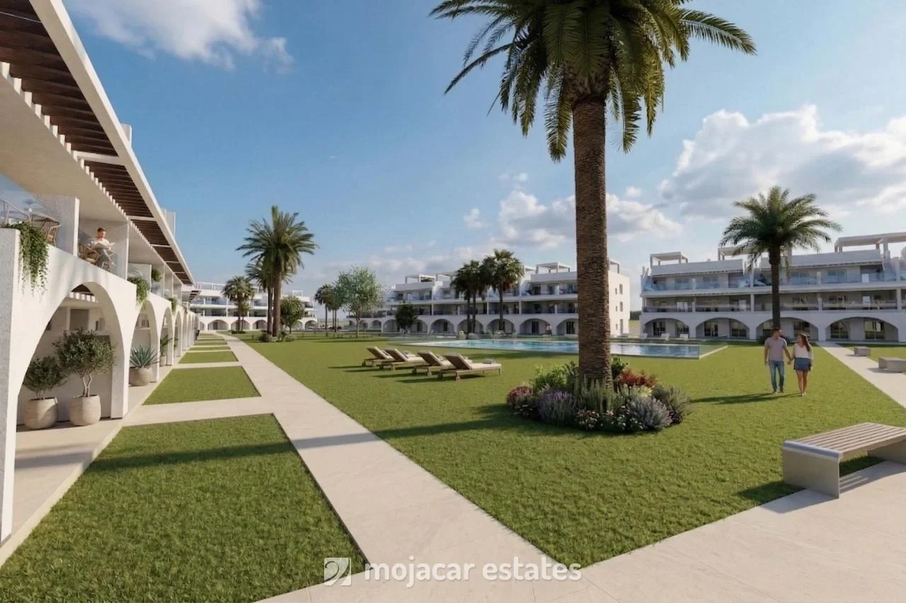 2 - verkoop appartement uitzicht op zee vera-playa andalusië spanje