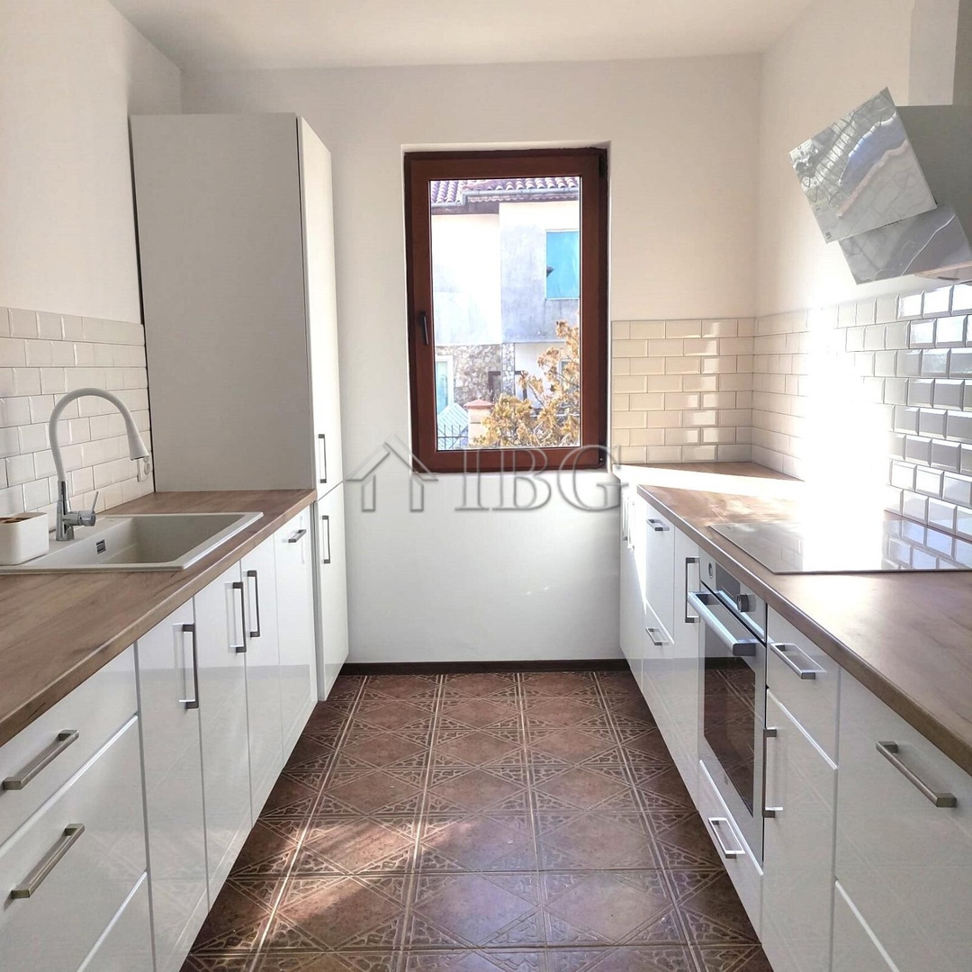2 - house for sale in balchik dobrich bulgaria