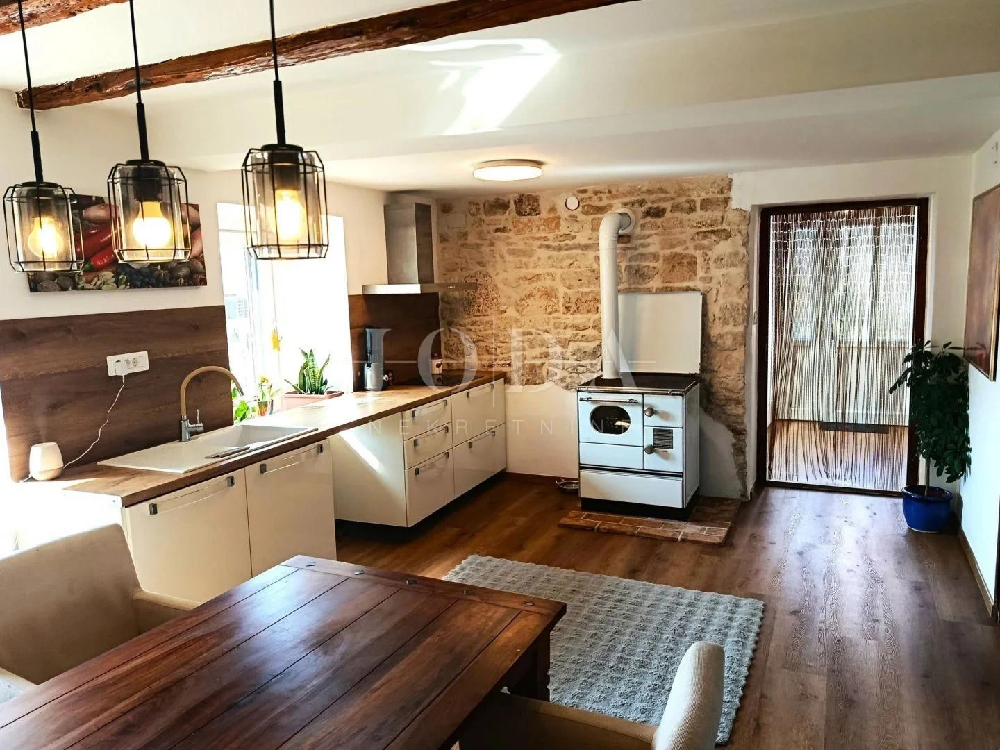 1 - vente maison svetvinčenat istrie croatie