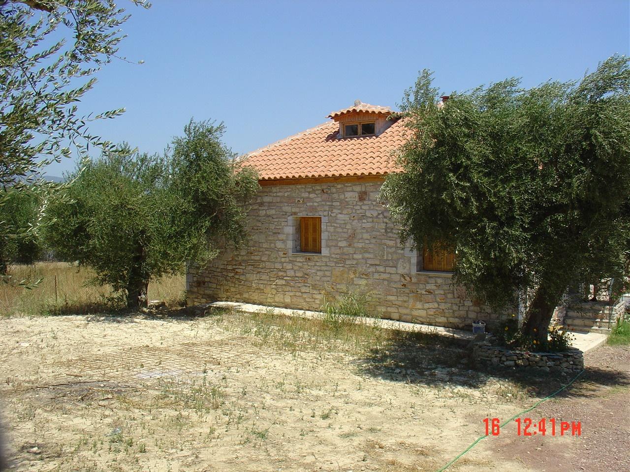 2 - vente maison falánthi péloponnèse grèce