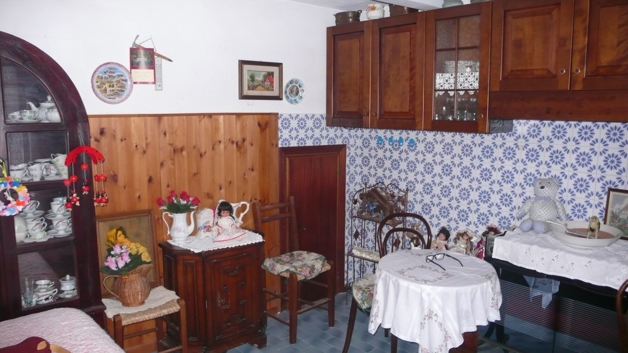 2 - venda casa santa fiora toscana itália