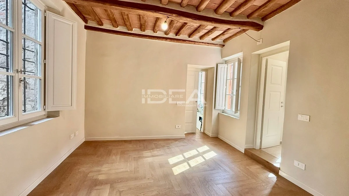 2 - venda apartamento lucca toscana itália