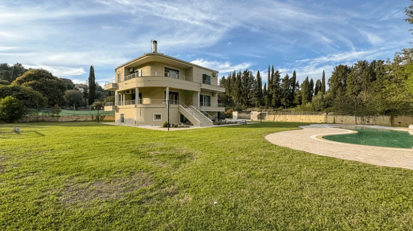 2 - house for sale in kompítsi ionian islands greece