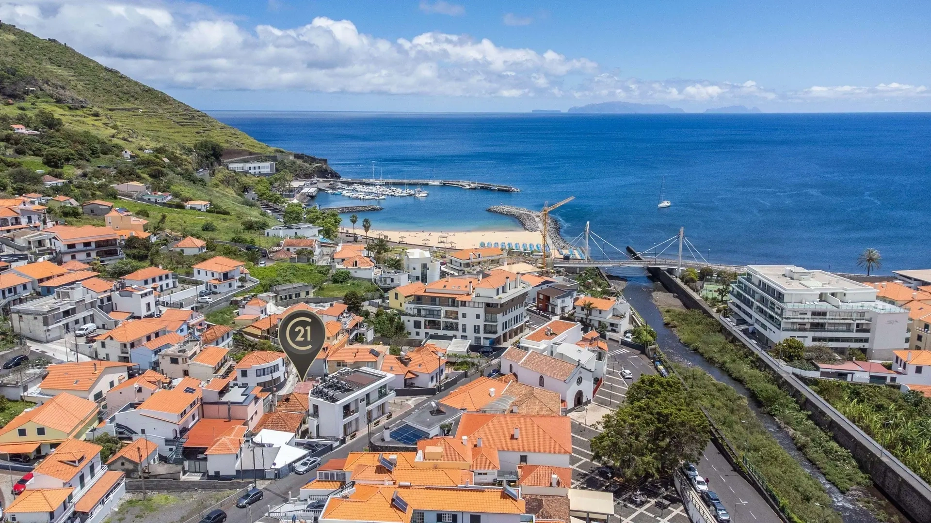 1 - vente maison plage à pied machico madère portugal
