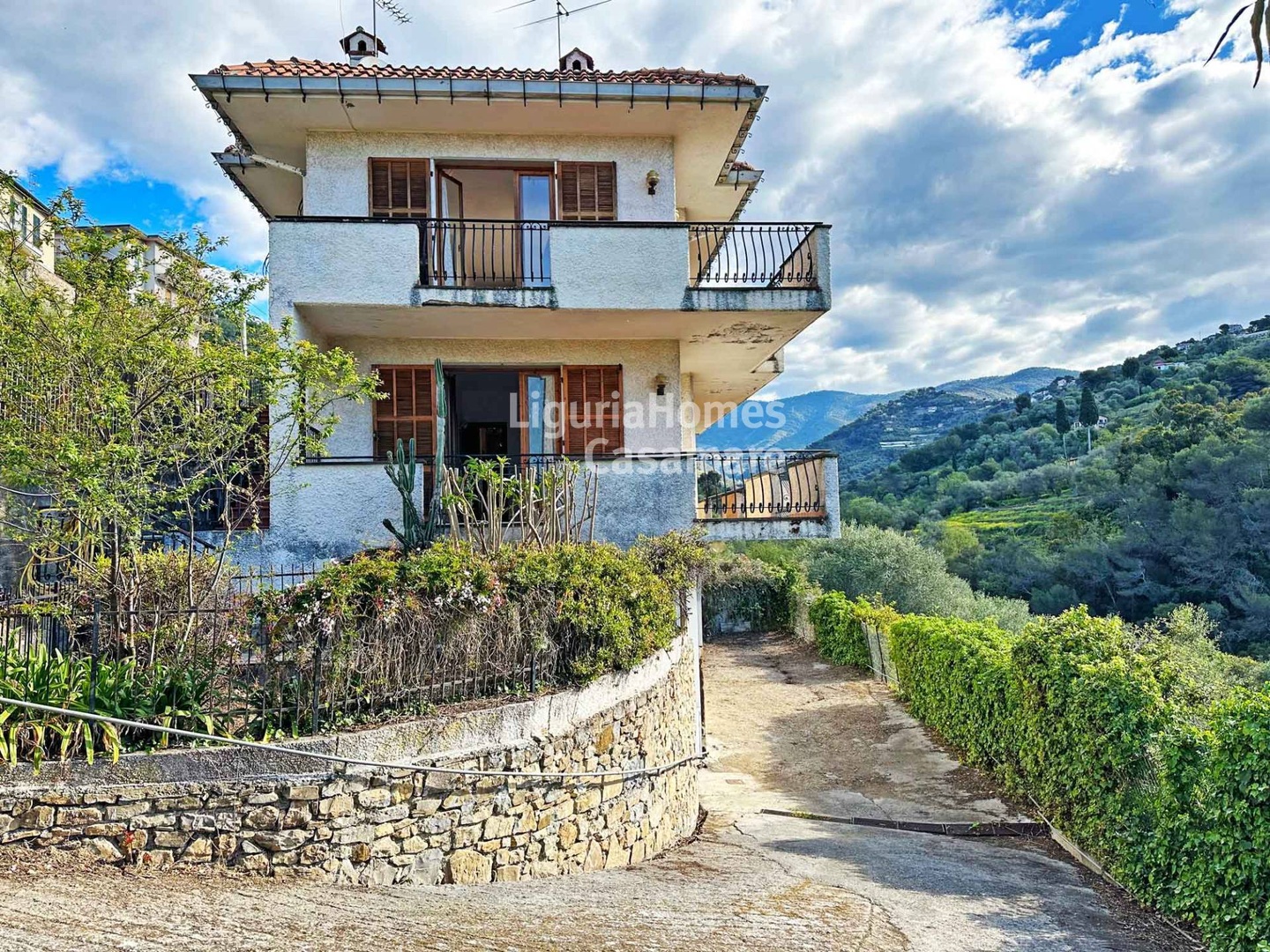 1 - venda casa vallebona liguria itália